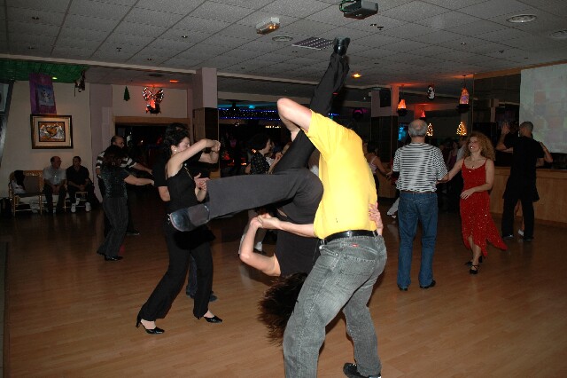 min 2006 12 25 agora 180